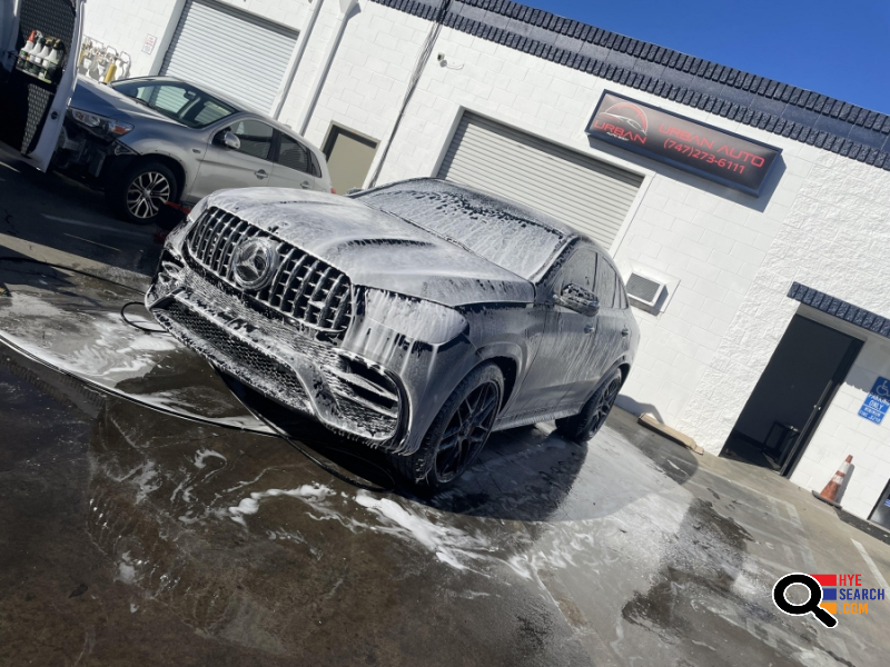  1,250 SQFT Body Shop For Sale in Santa Clarita, CA