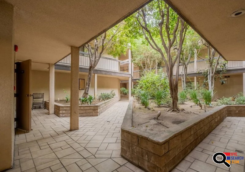 Condominium for Sale in Glendale, CA