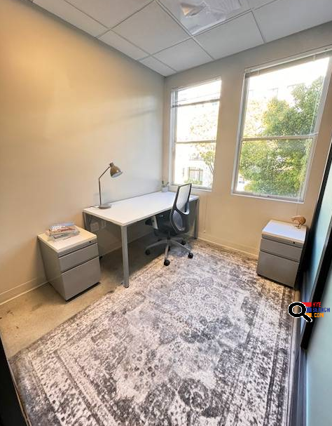  Small Window Office for Rent in Santa Monica, CA