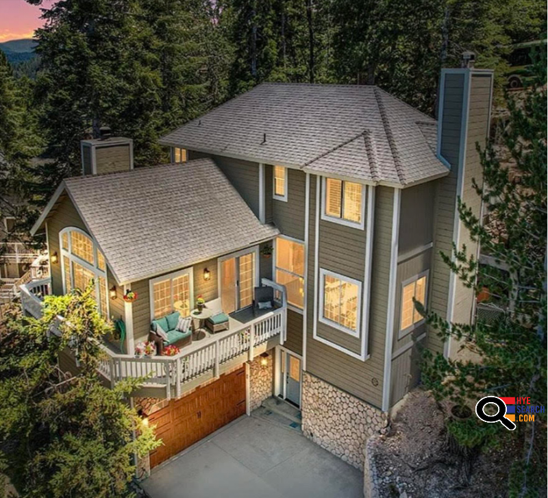 Lake Arrowhead Home with Gorgeous Mountain Views in Lake Arrowhead, CA