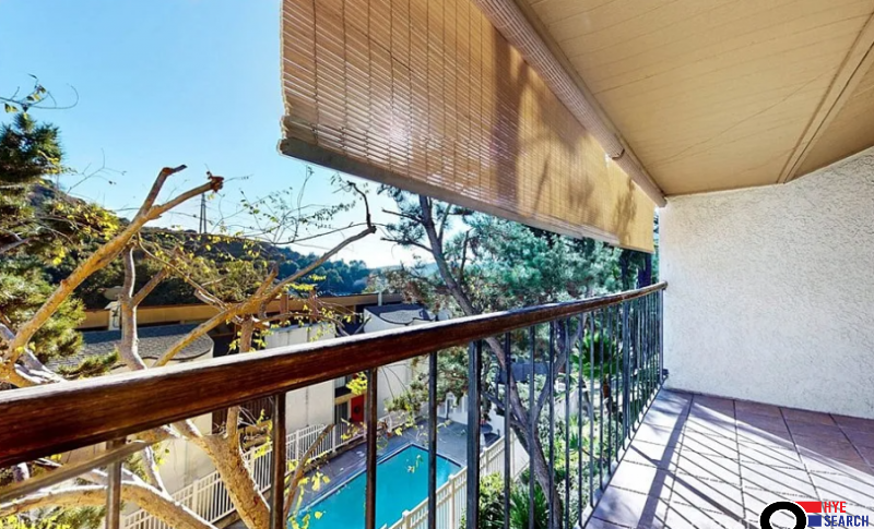 Townhouse for Sale in Glendale, CA