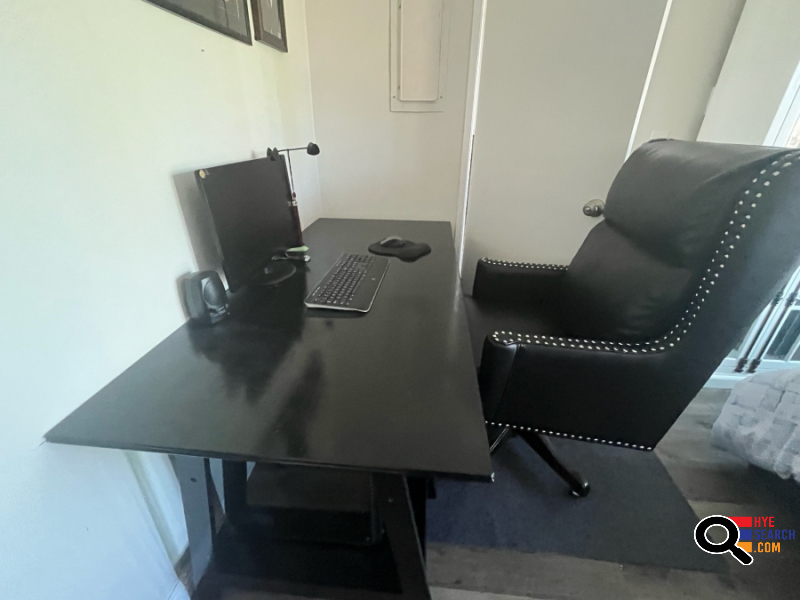 Fully Furnished Apartment with Pool for Rent in Van Nuys, CA