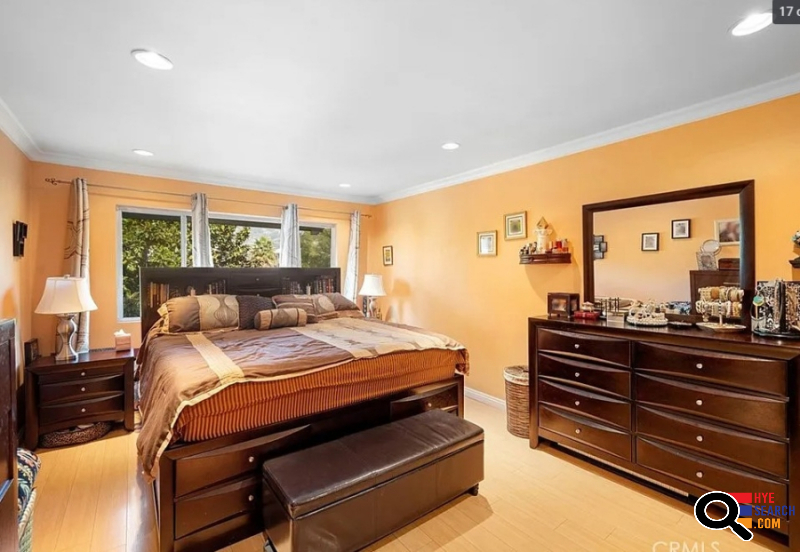 Home for Rent in Glendale, CA