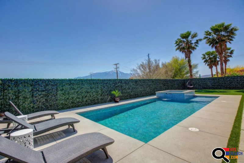  Desert Paradise - Amazing Vacation Rental in Desert Hot Springs, CA