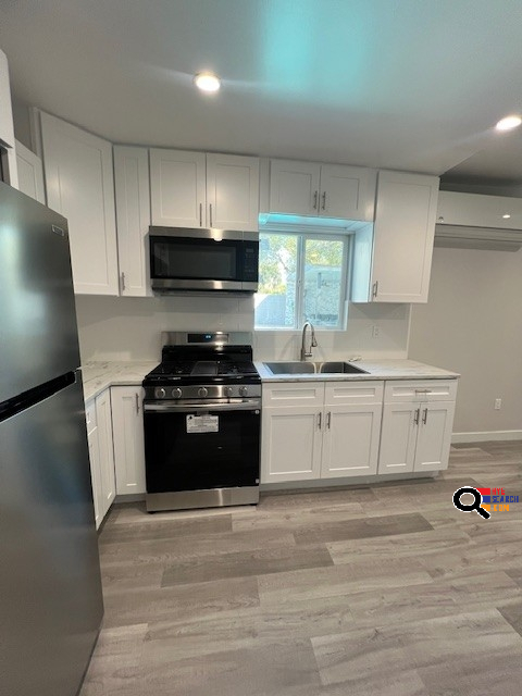  Backhouse for Rent in Panorama City, CA