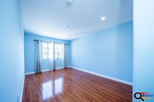  Condo for Rent in Sun Valley, CA