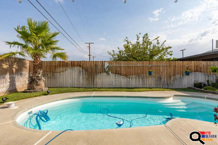 4 Bedrooms, 3 Bathrooms House for Rent in City California, CA