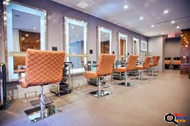 Stations for Rent at a Beauty Salon in Sherman Oaks, CA