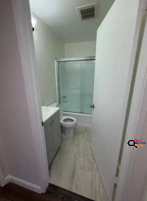 Apartment for Rent in La Crescenta, CA