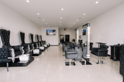 Hair and Manicure Stations and Room for Rent in Beauty Salon In Van Nuys, CA