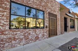 Commercial Retail/Office for Lease in Tujunga, CA