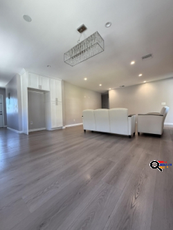 House for Rent in Glendale, CA